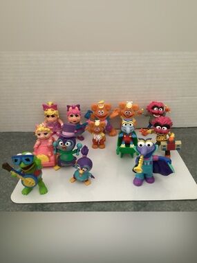 Disney Junior Muppet Babies 2” PVC figures
